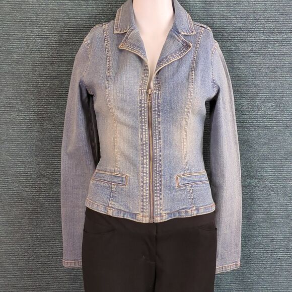 XOXO Jackets & Blazers - XOXO Vintage Denim Jacket, Cropped & Fitted